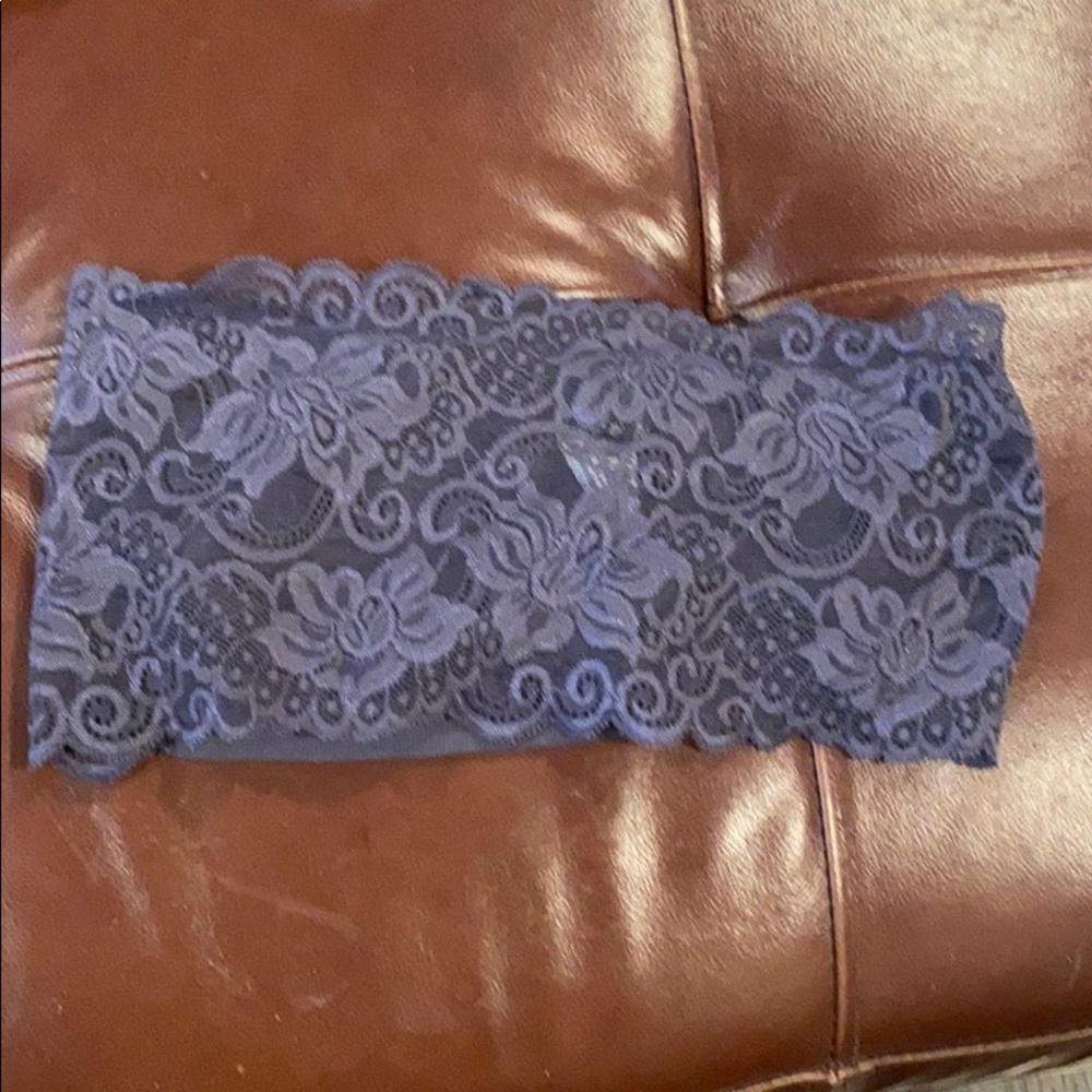 Gray lace front Love, Mar bandeau.